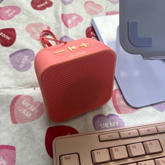 Logitech Pink Tech Set - Picture 4 of 4